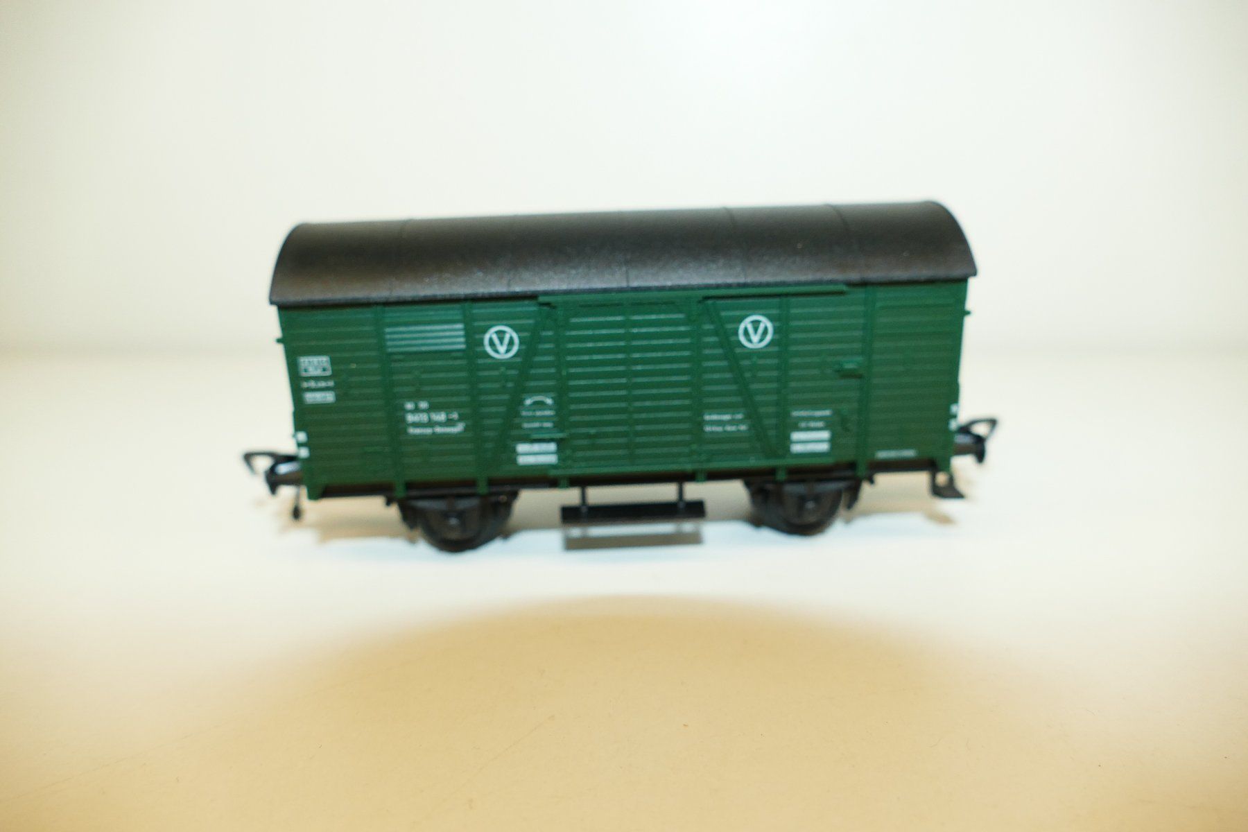 Fleischmann Modellini di ferrovie: Fleischmann H0: DB Kranzug Gerätewagen – Nuovo e nell'imballaggio originale da Niederhasli venduto da rail-duerst 1