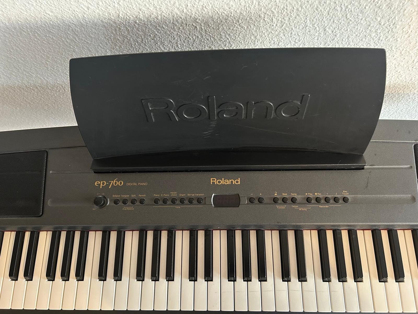 Roland Musikinstrumente: Keyboard Roland EP-760 – Gebraucht aus Rheinfelden von chr_dj7f 1