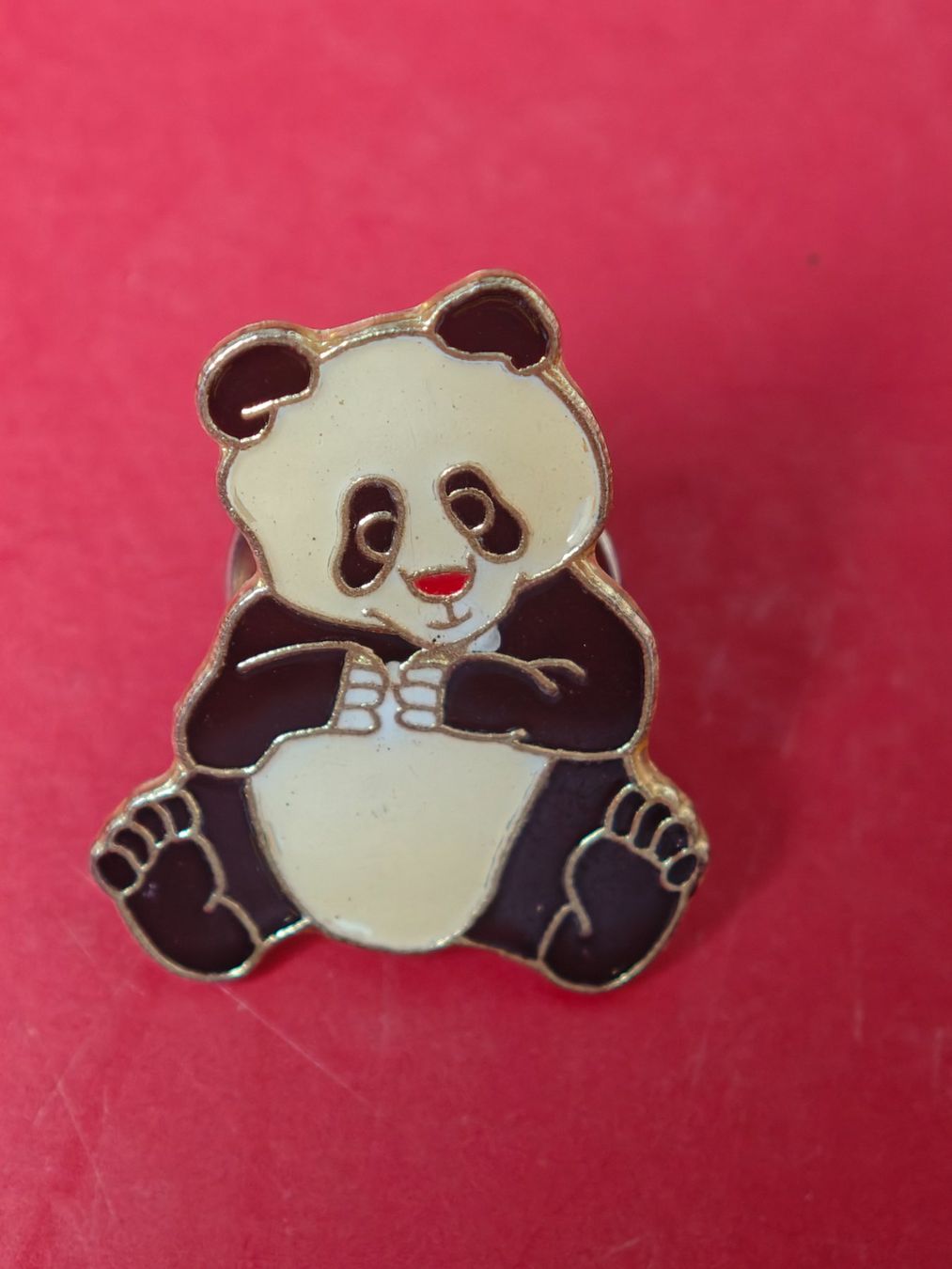 Placchette & Badge: Pin Panda – Usato da Urdorf venduto da AHOI-90
