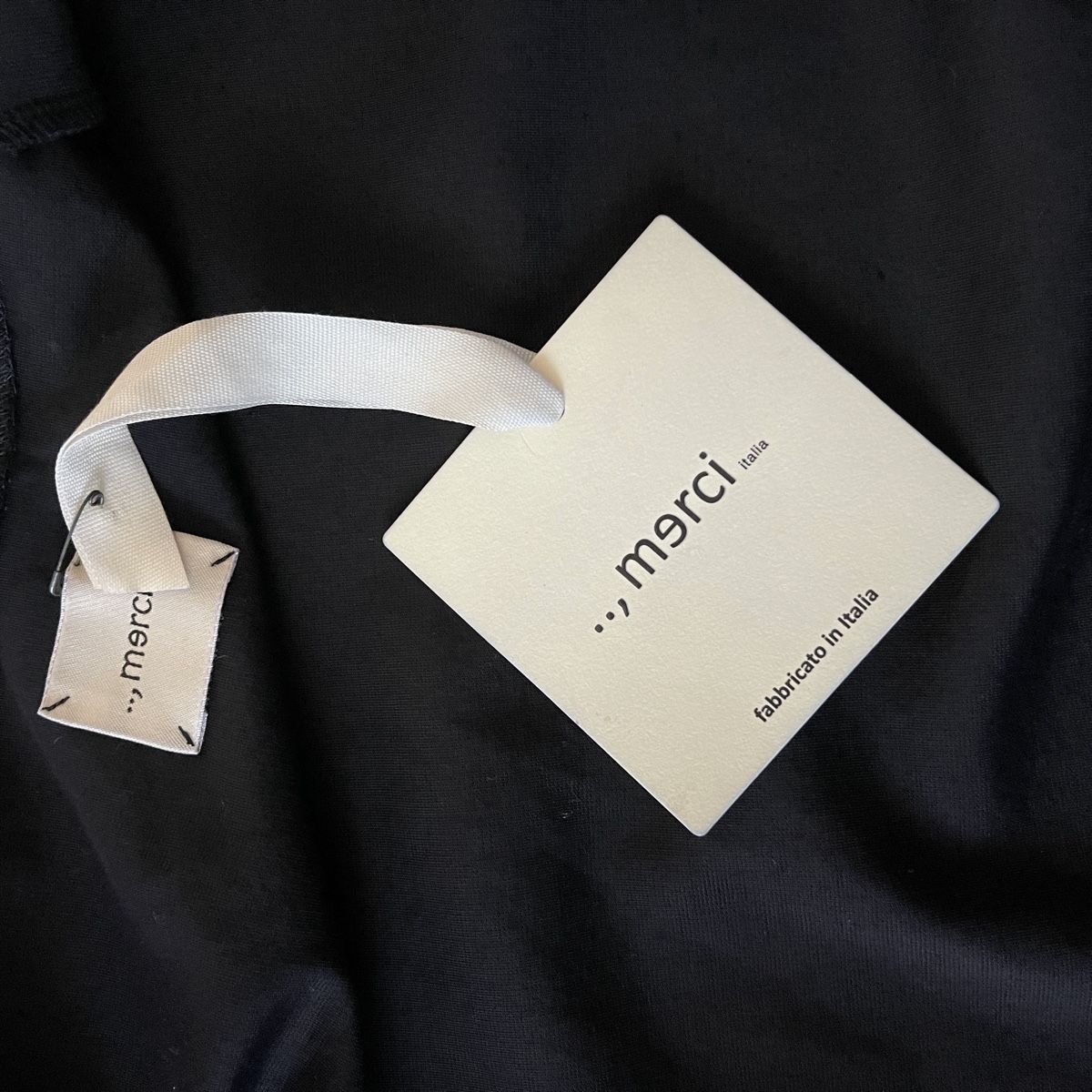 Cappotti: MERCI New Light Coat – Nuovo e nell'imballaggio originale da Emmen venduto da Avviivva_Com2023 5