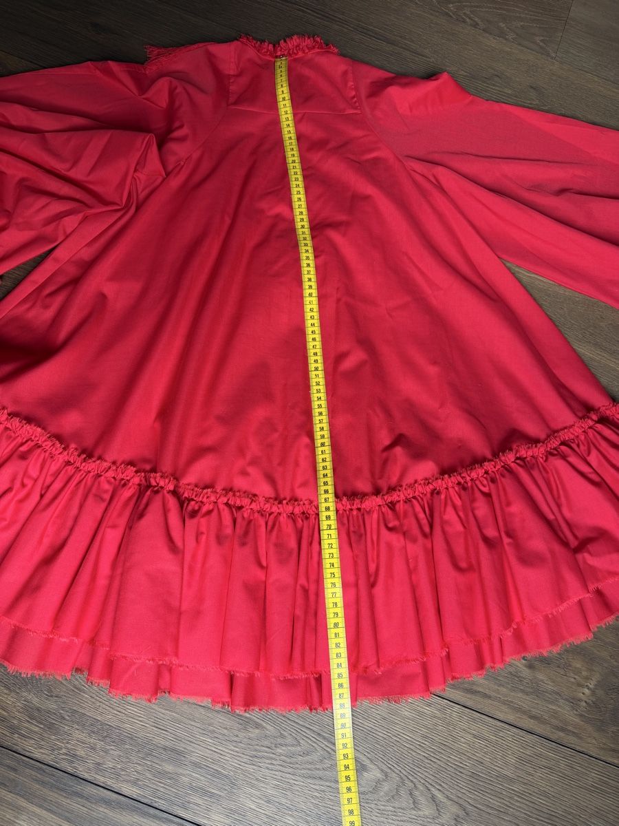 Vestiti: Designer Rotes Kleid mit Rüschen, Grösse S – Nuovo (secondo la descrizione) da Maur venduto da my_private_sale 4