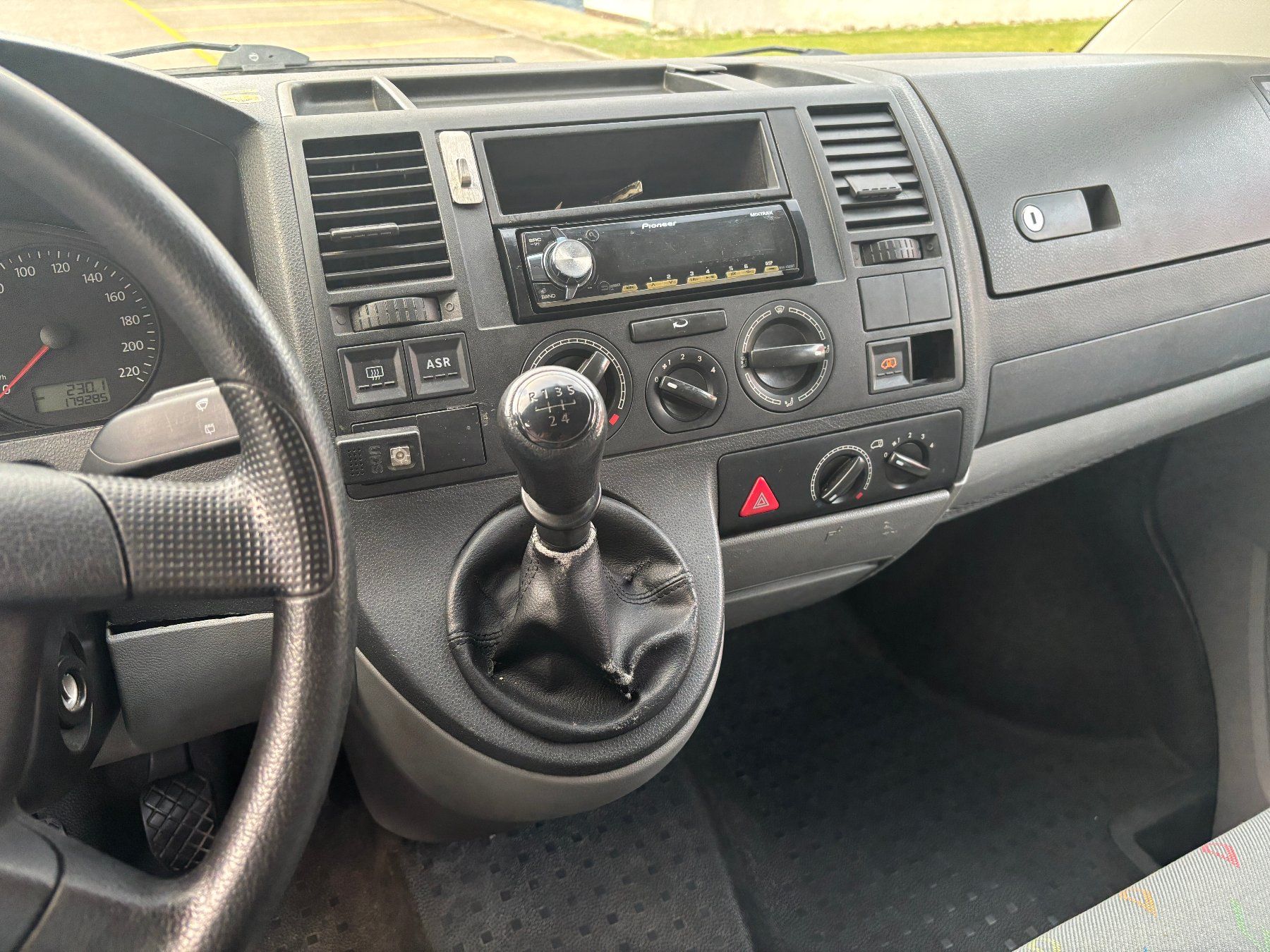 VW Automobili: VW T5 1.9 Tdi – Usato da Gams venduto da mir_n5kk 6