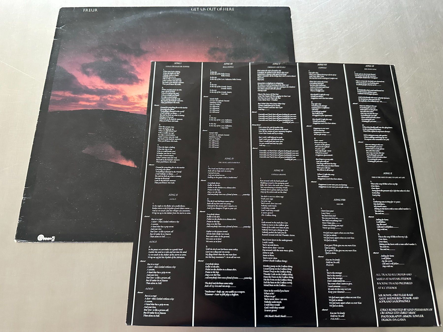 Dischi in vinile: FREUR LP GET US OUT OF HERE – Usato da Sion venduto da jaipur1401 3