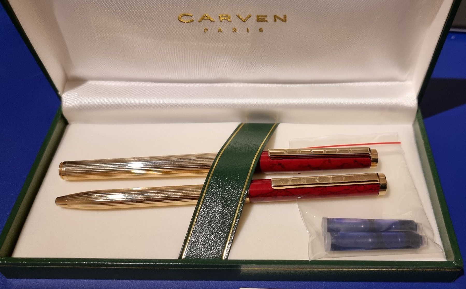 Profumi & Eau de Toilette: Carven Paris "Ambassador"-Set vergoldet – Nuovo (secondo la descrizione) da Lostorf venduto da Dalbi 1
