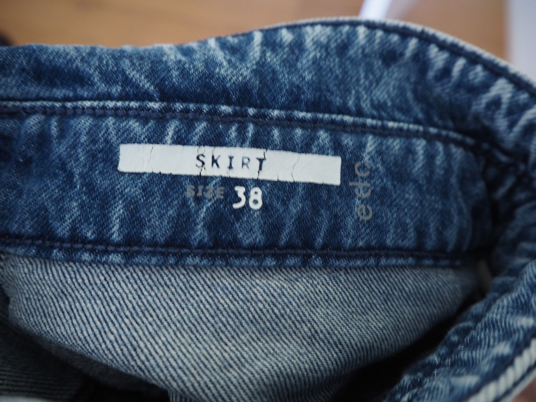Esprit Gonne: Esprit Jeans-Jupe Gr. 38 – Usato da Zürich venduto da snowow 3