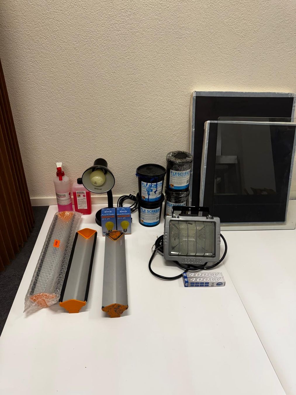 Toutes les machines: Siebdruckkarusell / Siebdruckausstattung – D'occasion à Altstätten SG par CuratedChapter 4