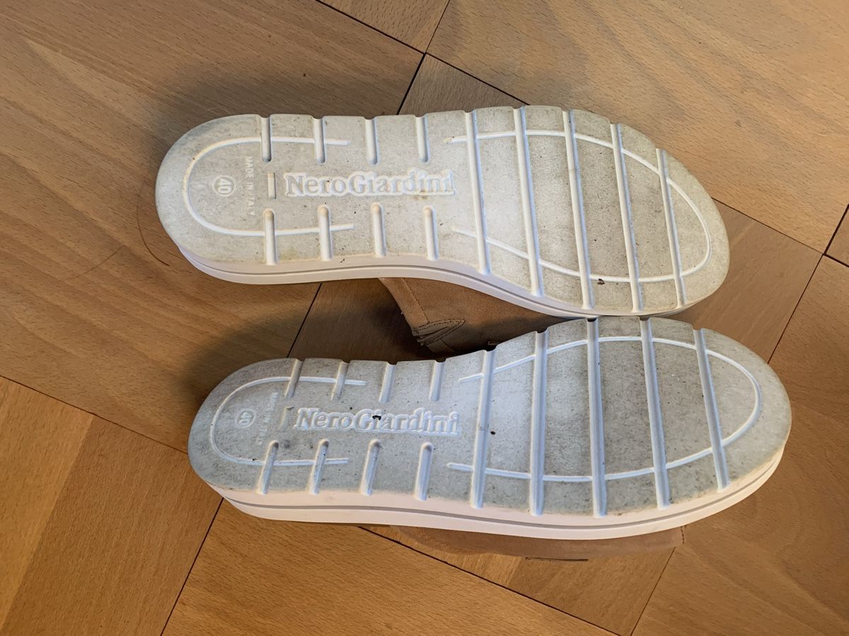 Damenschuhe: Mules Nero Giardini – Gebraucht aus La Neuveville von nat_r69j 2