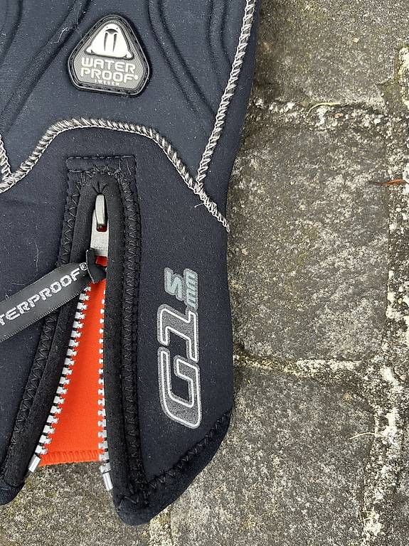 Guanti & manicotti: Waterproof G1 5mm Tauchhandschuhe – Usato da Merlischachen venduto da thegreats 2