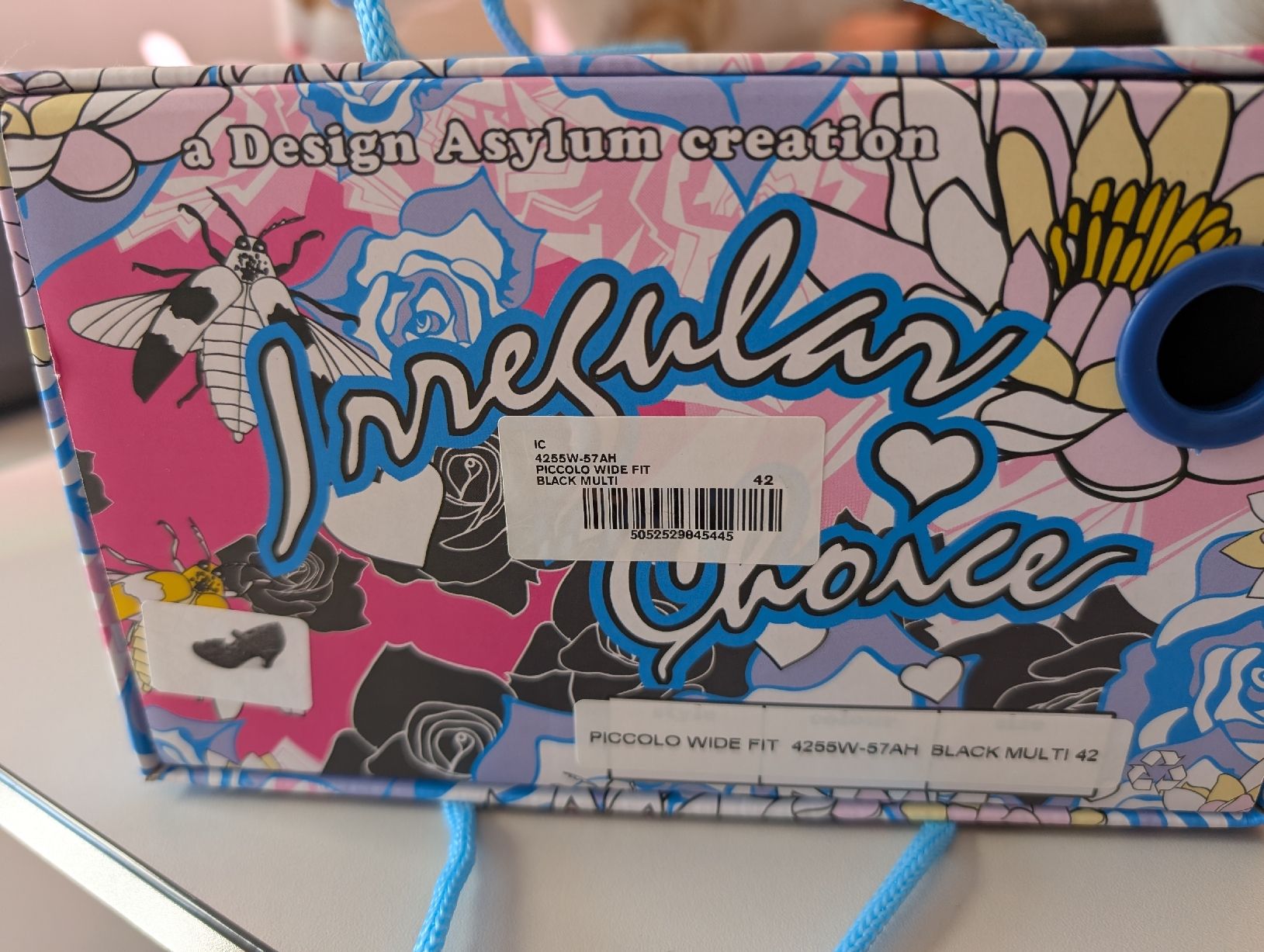 Damenschuhe: Irregular Choice Piccolo Wide Fit Pump Grösse 42 – Neu und originalverpackt aus Stäfa von IsaBach 5