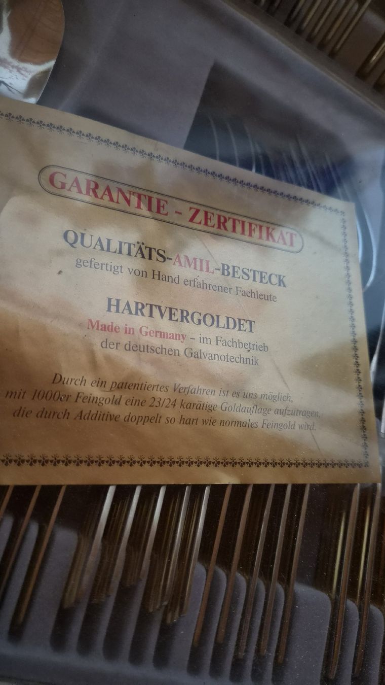 Bestecksets: Besteckset Hartvergoldet 23/24 Karat 4 Pack  – Neu und originalverpackt aus Kölliken von Upcycling-by-Mc-TAM 1
