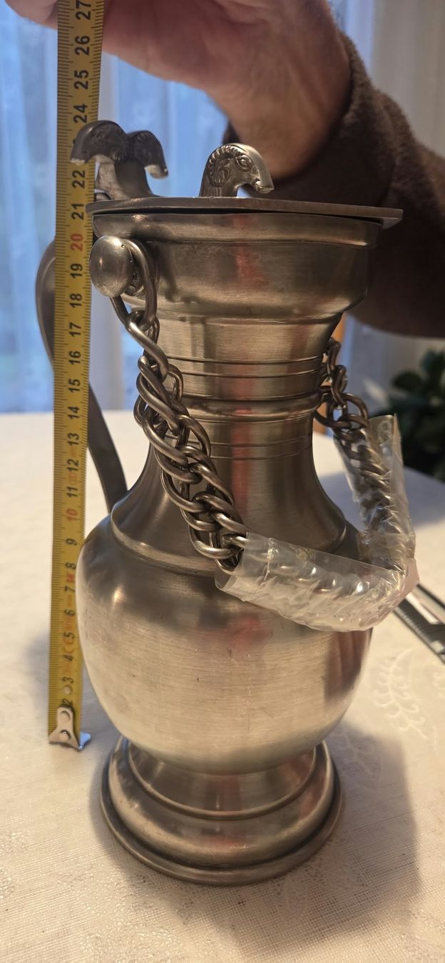 Channe valaisanne / Pichet à vin et ses 6 petits verres (Neu (gemäss ...