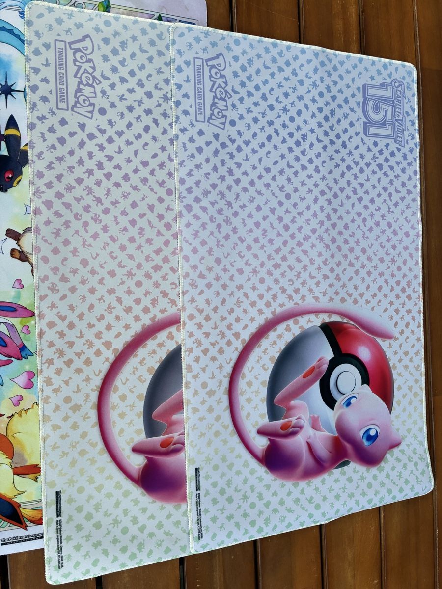 Tapis de jeu: Pokemon  – D'occasion à Schüpbach par Tluky 2