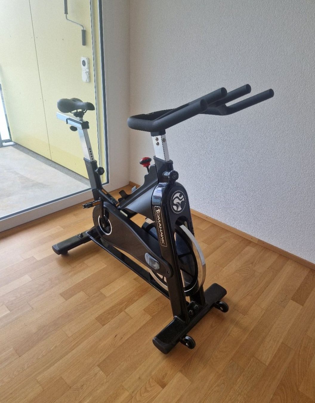 Vélos d'appartement: Tomahawk Indoor Bike – D'occasion à Altstätten SG par eth_w6cj 1
