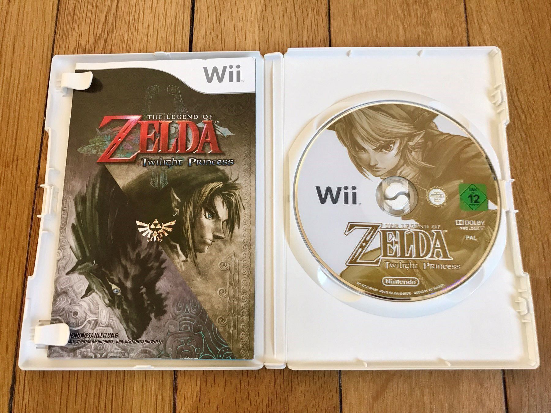 Jeux: Zelda Twilight Princess Wii – D'occasion à Basel par ece2108 2