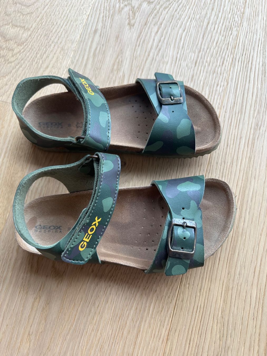 Geox Scarpe per ragazzi: Riemensandalen von GEOX Gr. 32 – Usato da Ennetbaden venduto da Katiusia 3