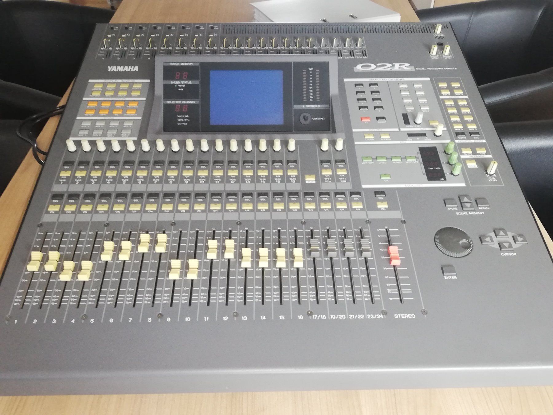 Yamaha Mischpulte: Mischpult Yamaha O2R Y2 – Gebraucht aus Eschenbach SG von Hoerbys 2