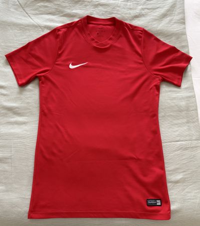 Nike Herren-Sport T-Shirt rot v-neck S