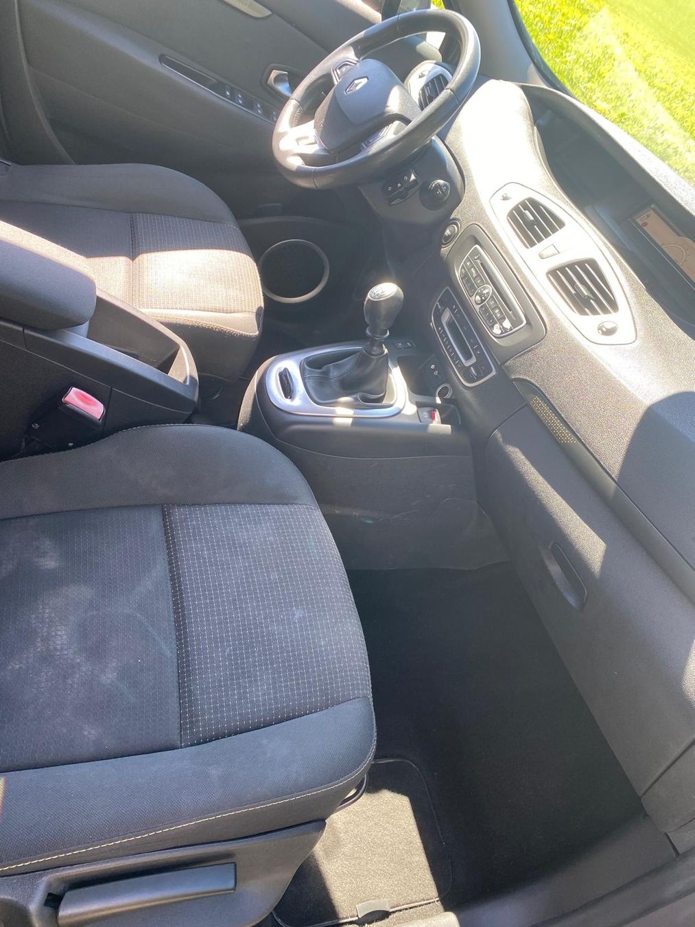 Automobili: Renault Scenic – Usato da Steinhausen venduto da emi014 5