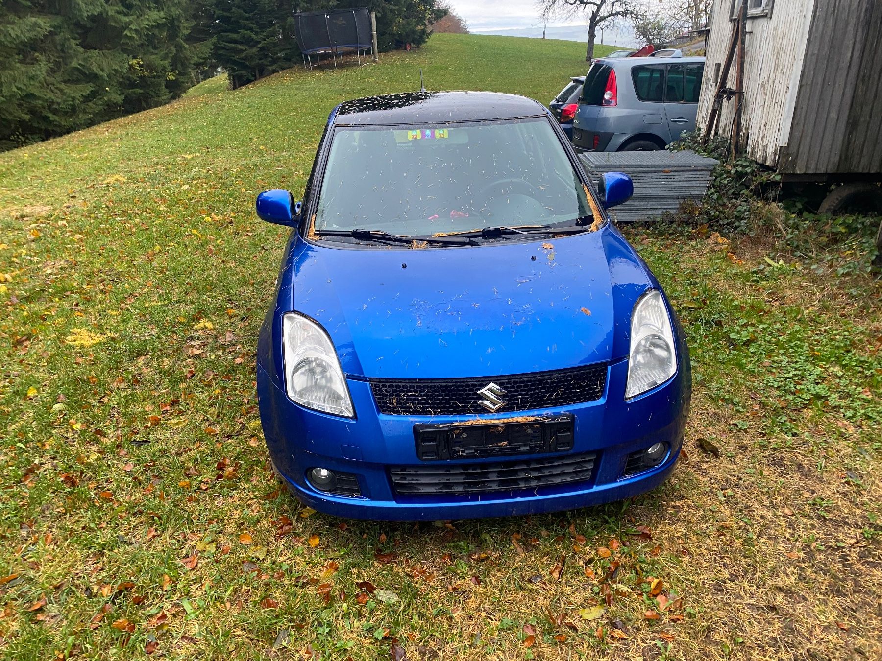 Suzuki Autos: Suzuki Swift 1.3 4WD – Defekt aus Edlibach von