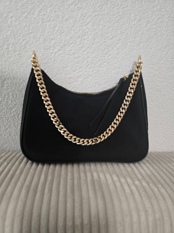 Sacs femmes: Michael Kors Handtasche Schwarz – D'occasion à Grenchen par sja_klm2 1