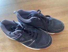 Fila Kinder Hallenschuhe Gr. 34