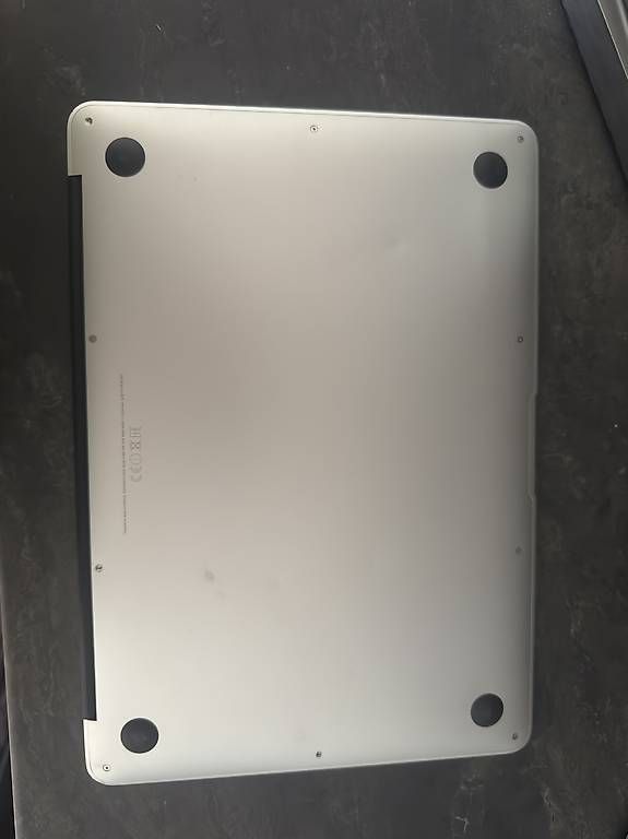 Notebook: MacBook Air 13  Batteria con 70 cicli – Usato da Riazzino venduto da mel_y8dd 3