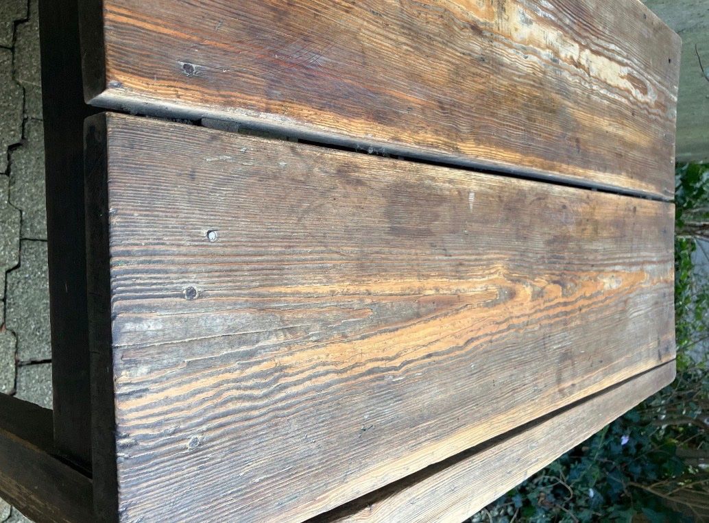 Tables: Rustikaler antiker Holztisch – D'occasion à Zürich par Affari.zh 3