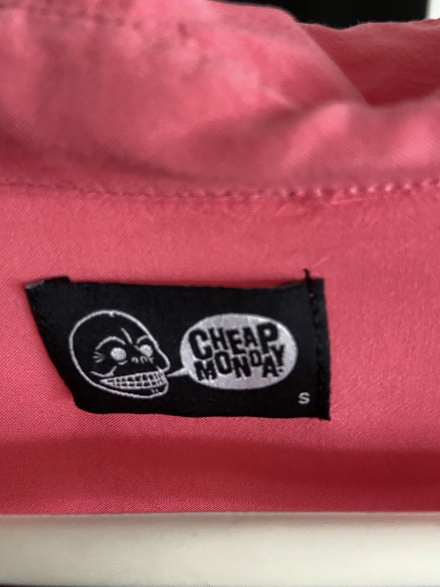 Camicette: Cheap Monday Bluse Gr S pink – Usato da Horgen venduto da smlecnik78 1