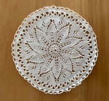 Spitzendeckchen  handgestrickt  Untersetzer    Handarbeit
