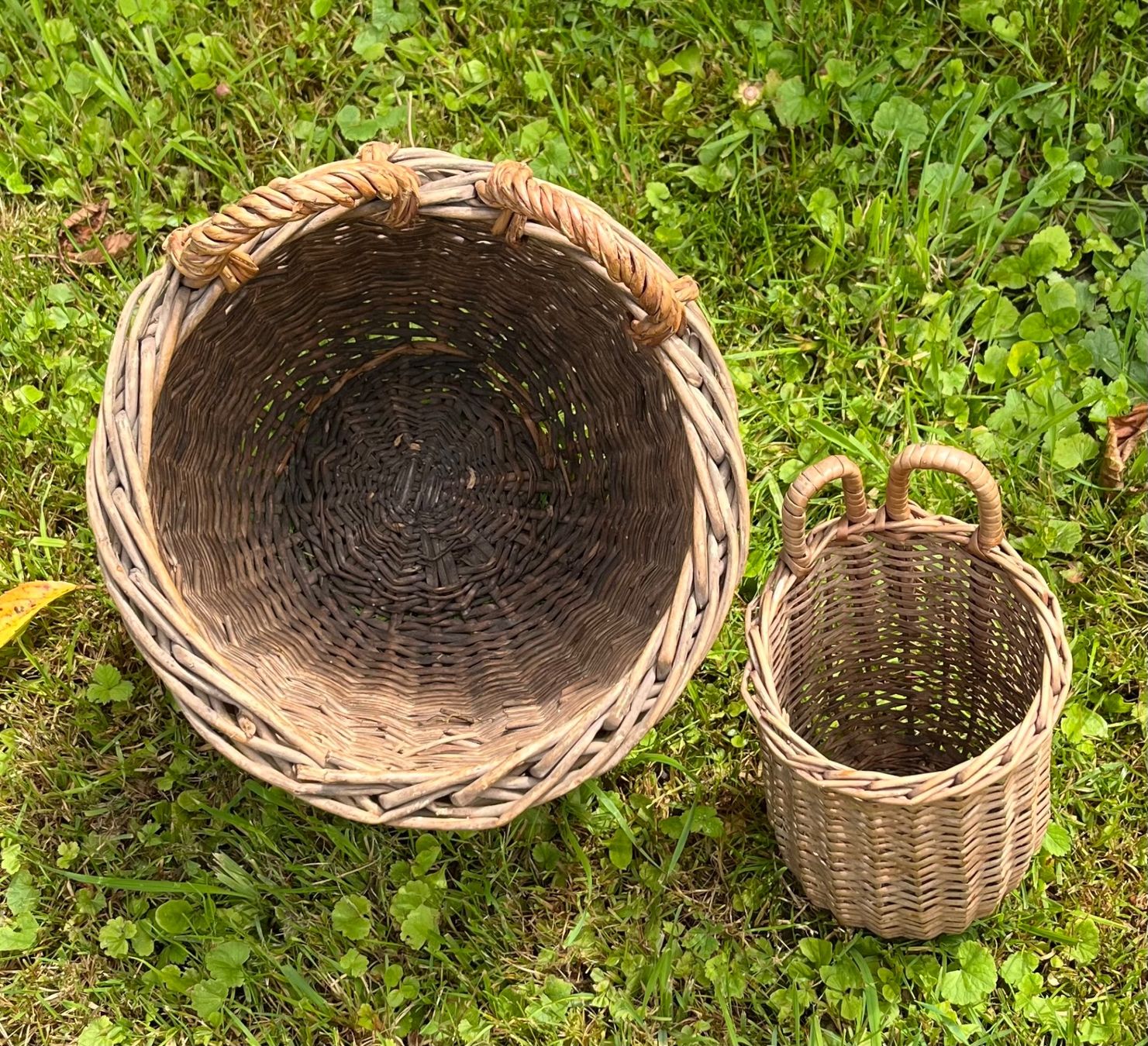 Sonstiges für Haushalt & Wohnen: Kirschenkorb gross und klein – Gebraucht aus Limpach von