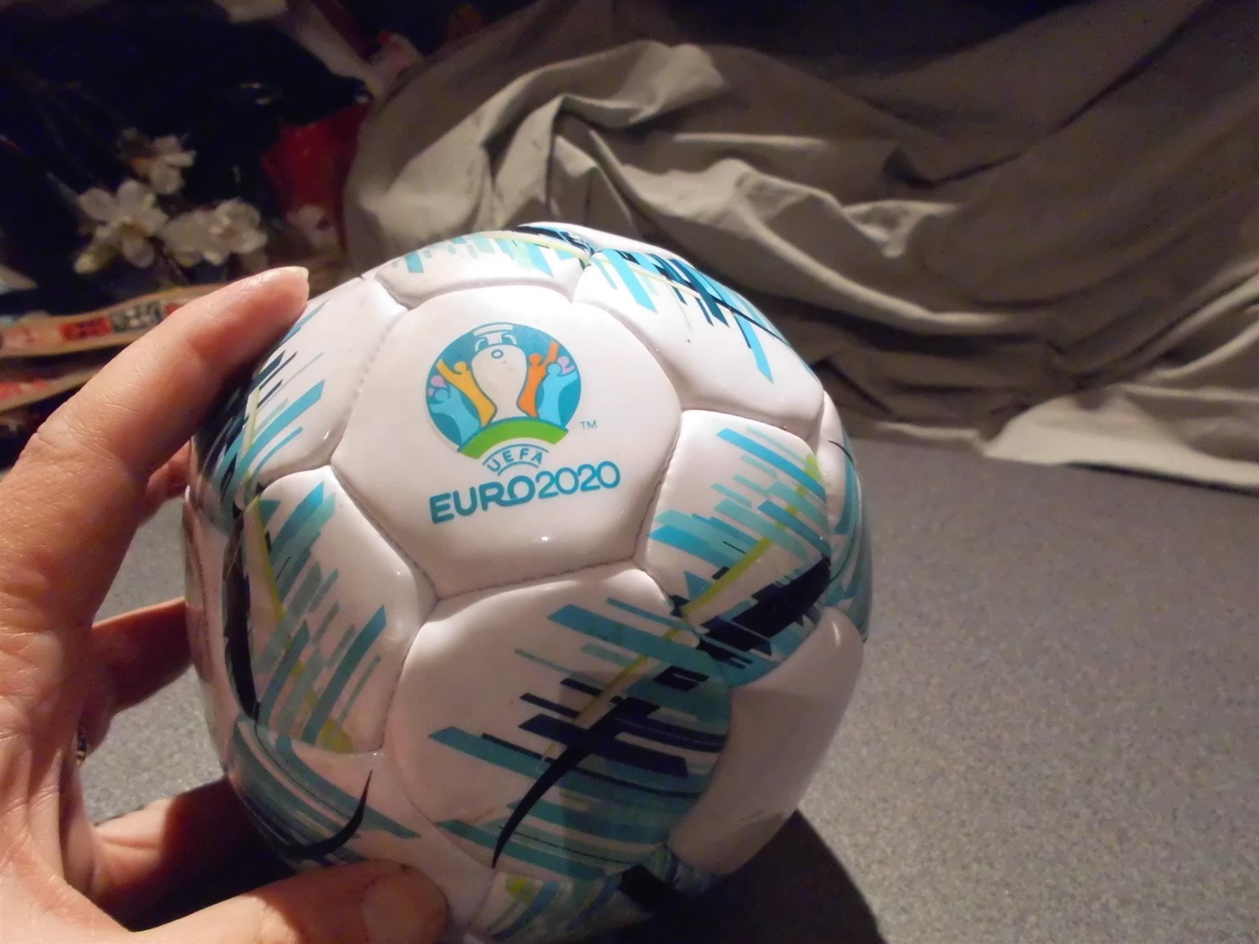 Bälle: Fussball Euro 2020 UEFA – Gebraucht aus Zürich von abraxas1291