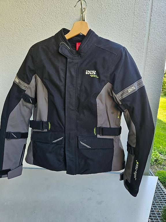 Lotti di vestiti: Töffbekleidung Damen – Usato da Emmen venduto da Kufe 3