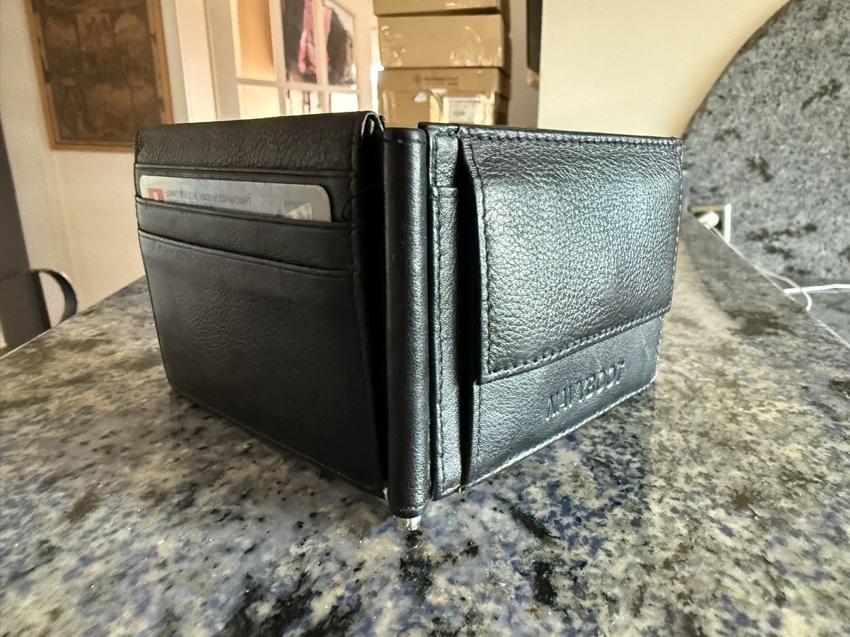 Navyboot Portafogli: Navyboot Portemonnaie mit Clip - echt Leder – Nuovo (secondo la descrizione) da Steckborn venduto da Diana.84 1