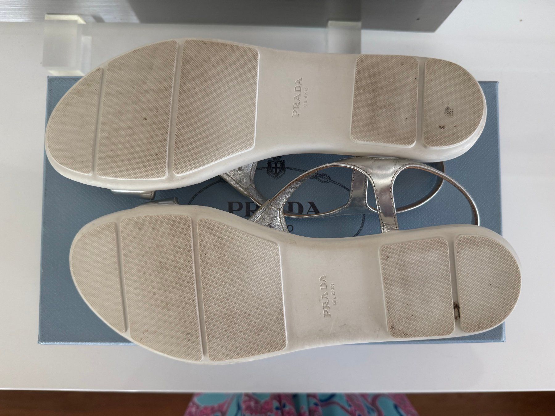 Prada Scarpe da donna: PRADA Sandalen silber  – Grösse 39 – Usato da Rudolfstetten venduto da Bar_wk82 4
