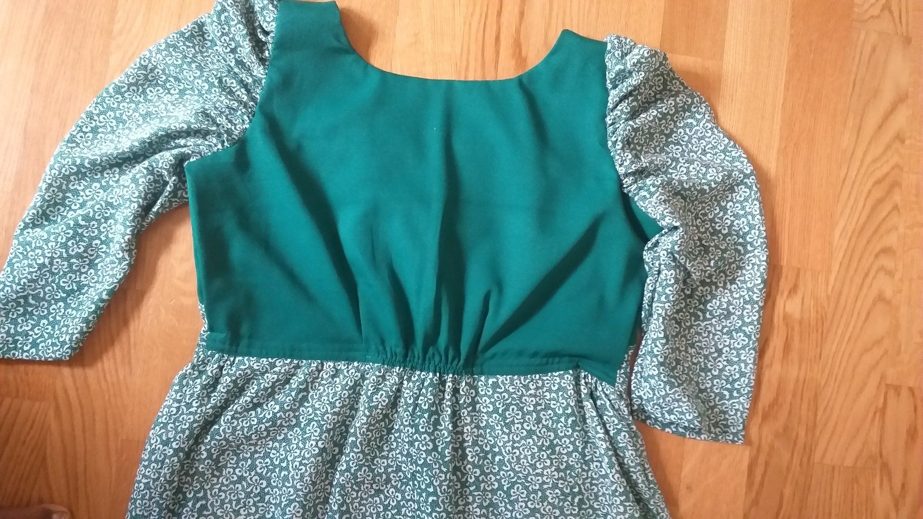 Vestiti: Lange Kleid – Usato da Bern venduto da mahilini 9