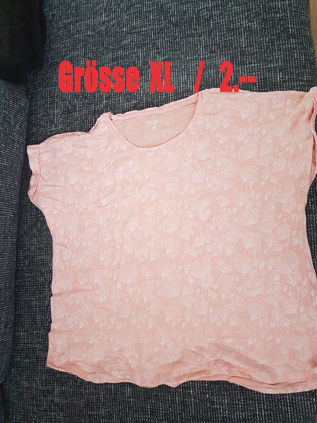 T-shirt: Shirt 1 – Usato da Benzenschwil venduto da Conny083