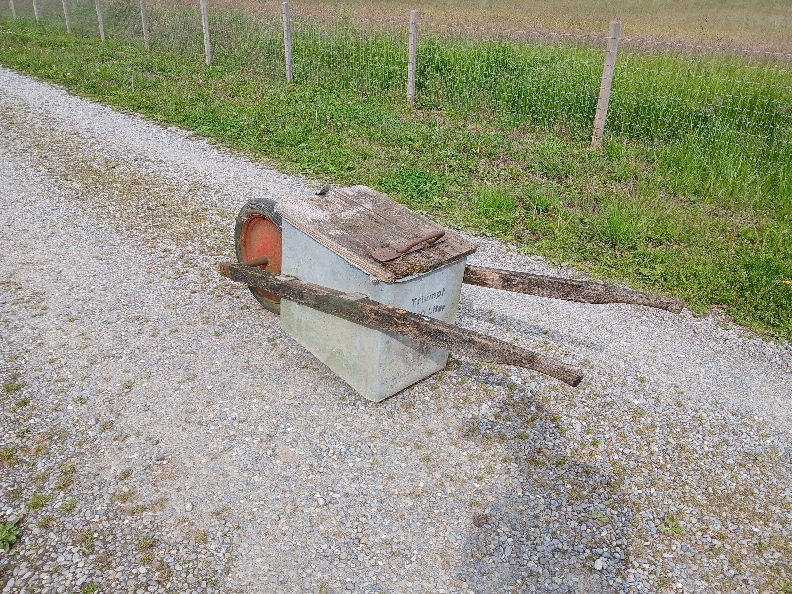 Carriole: Gülle- Schubkarre – Usato da Mellingen venduto da Roat 1