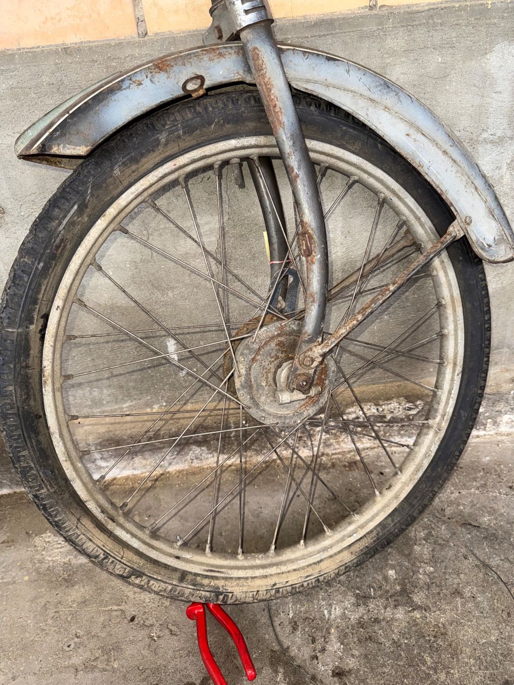 Sachs Parti ricambio per ciclomotori: Sachs 502 Mofa Starrgabel mit Vorderrad – Difettoso da Fahrni b. Thun venduto da berger_tuning34 5