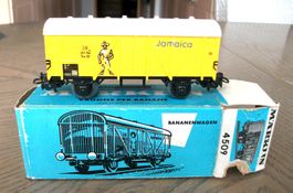 geschlossener, gelber  "Jamaica"-Güterwagen der DB; mit OVP