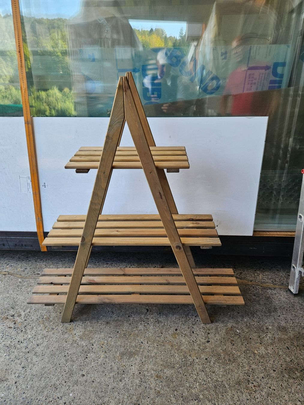 Scaffali: Holzgestell Pyramide – Nuovo e nell'imballaggio originale da Oberstammheim venduto da Dachs28