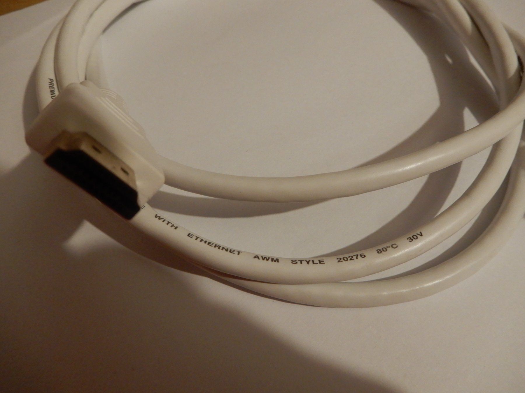 Kabel: HDMI Kabel mit Ethernet weis – Gebraucht aus Worben von MaKo3252 2
