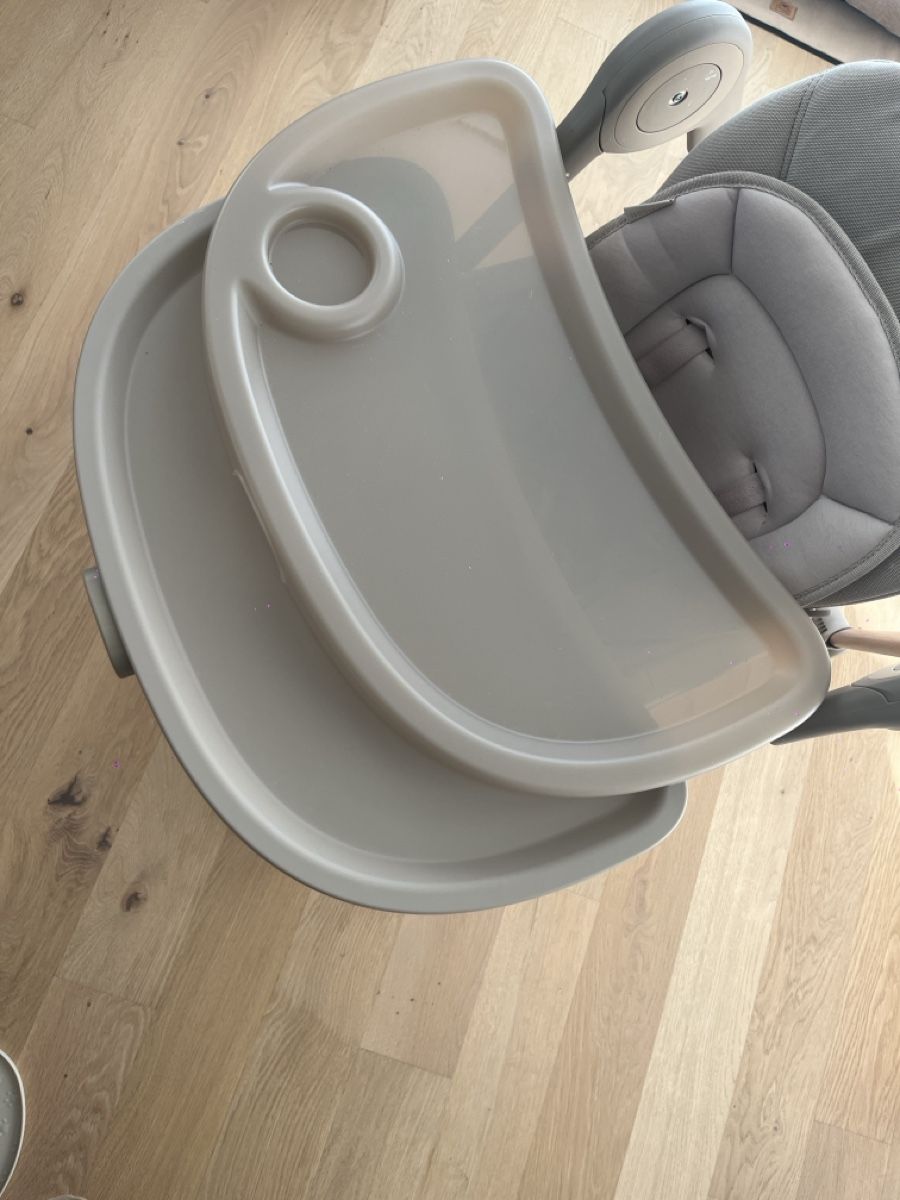 Maxi-Cosi Chaises hautes: Chaise pour bébé  – D'occasion à Lufingen par Very1989 1