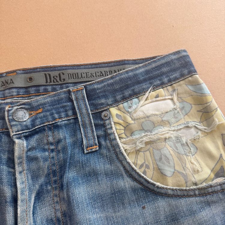 Dolce & Gabbana Jeans: Dolce & Gabbana vintage Y2K straight leg jeans (versace 90s) – Usato da Rheinfelden venduto da sourced_limited 2