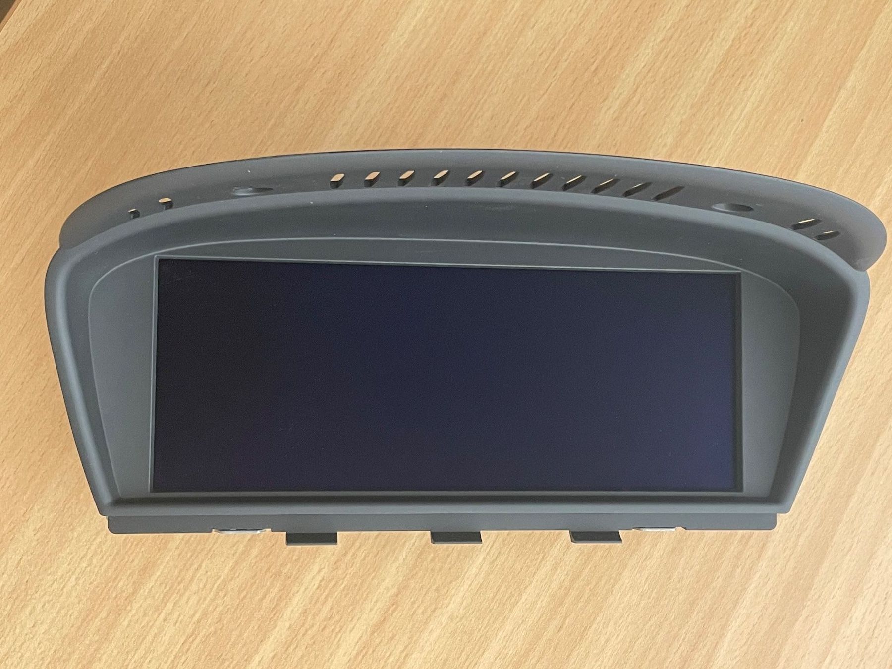 Navigationsgeräte: BMW CIC Navigation Display / CID Bordmonitor Alpine AL9054 – Gebraucht aus Rothenfluh von Ron999
