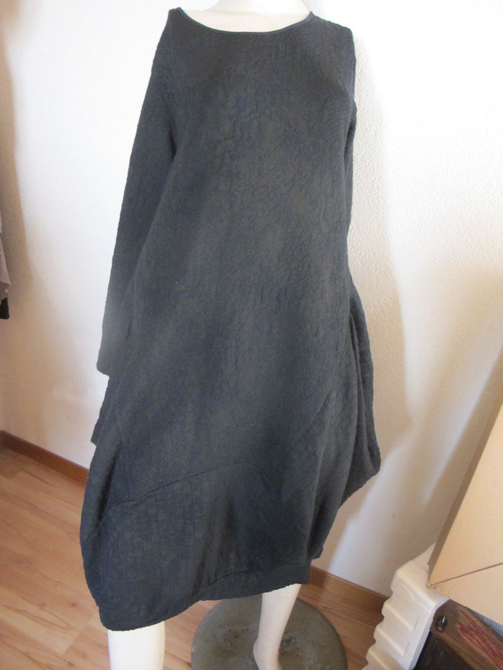 Kleider: Ballon Kleid Gr. L/XL – Gebraucht aus Löhningen von Chimae67