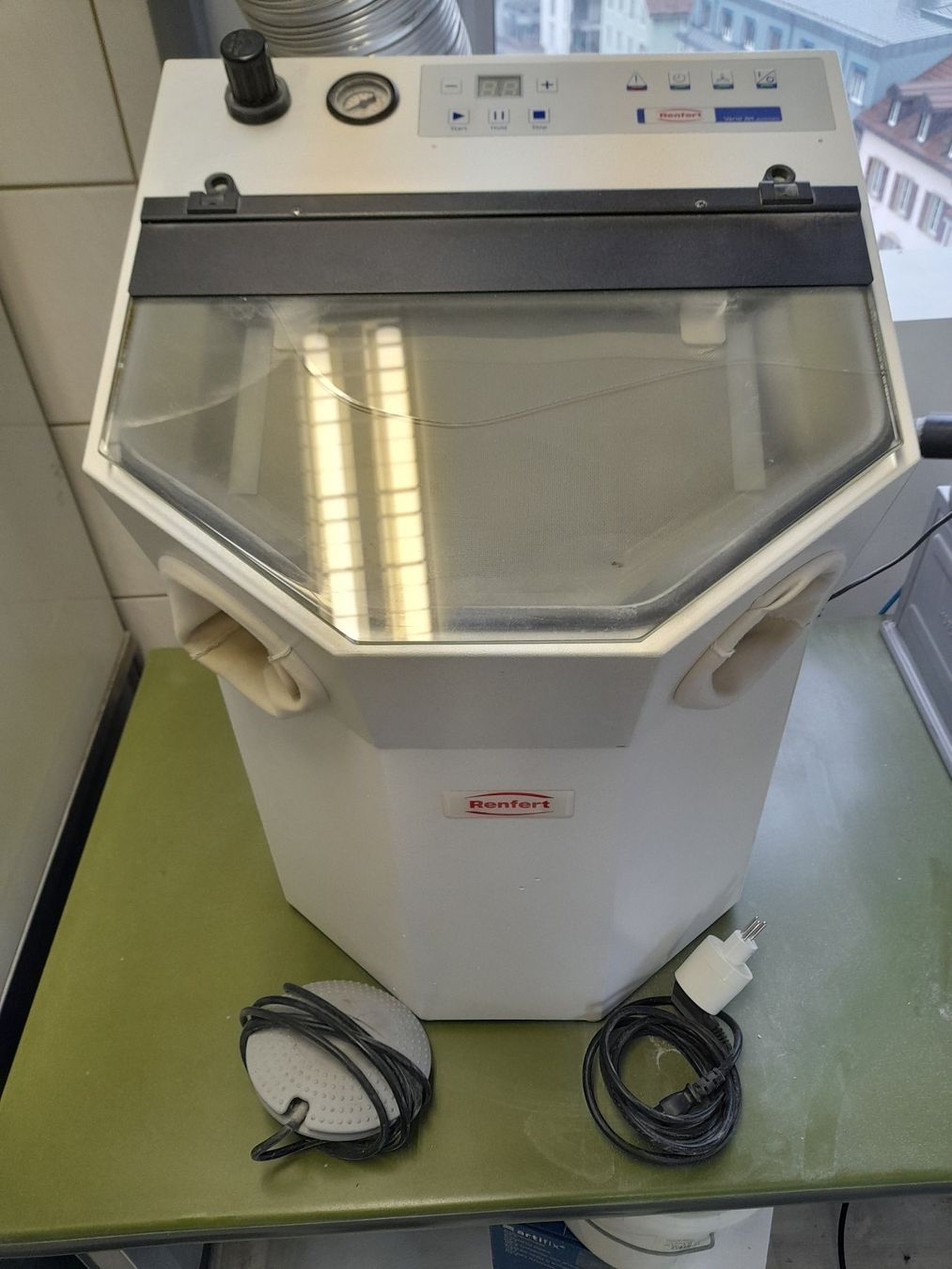 Tutte le macchine: Sableuse renfert Vario jet. Très peu utilisée – Usato da St-Aubin-Sauges venduto da bestplouc