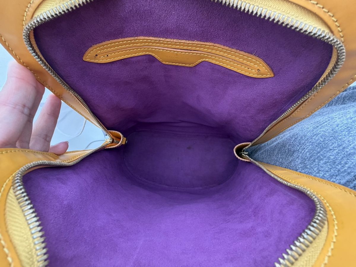 Louis Vuitton Zaini: Louis Vuitton Gobelins Epi Rucksack Gelb – Usato da Pfäffikon SZ venduto da LaPoche1 6