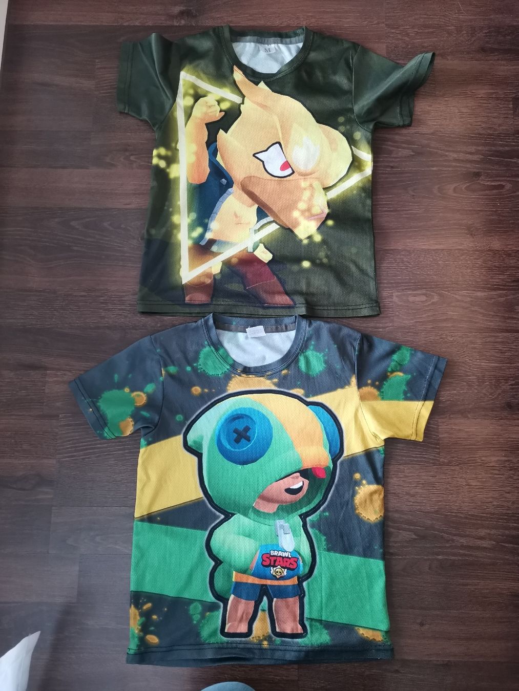 Lotti & Set di vestiti: Brawl Stars Set, 2 Shirts + 3 Armbänder – Usato da Oftringen venduto da januarloch 1