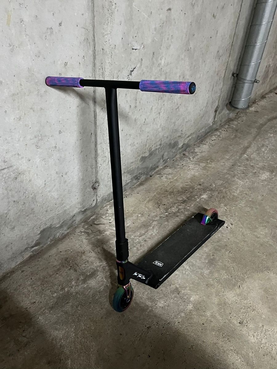 Kickboard: TOP NKD Nitro Trick Pro Scooter – Usato da Brüttisellen venduto da spitzbueb11