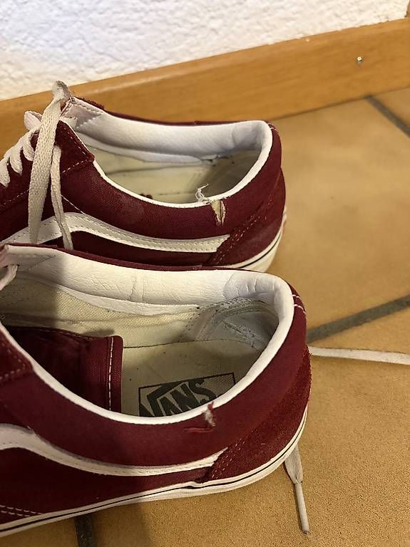 Vans Herrenschuhe: Vans Old Skool Bordeaux Gr. 44 – Gebraucht aus Niederrohrdorf von k.schaffner 2